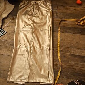 Gold Maxi Pencil Skirt with Slit for Casual Resort Wear. Cherry mellow. Size  M